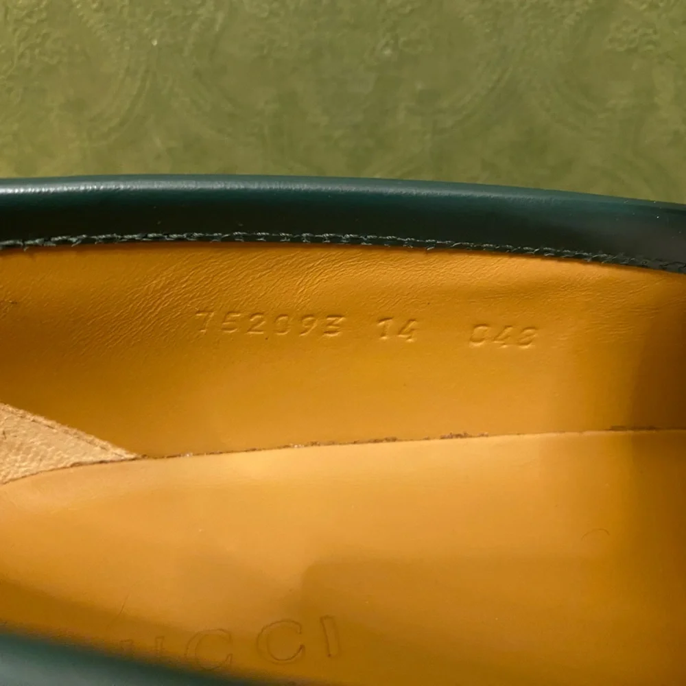 GUCCI MEN'S HARALD LEATHER LOAFERS IN VINTAGE GREEN